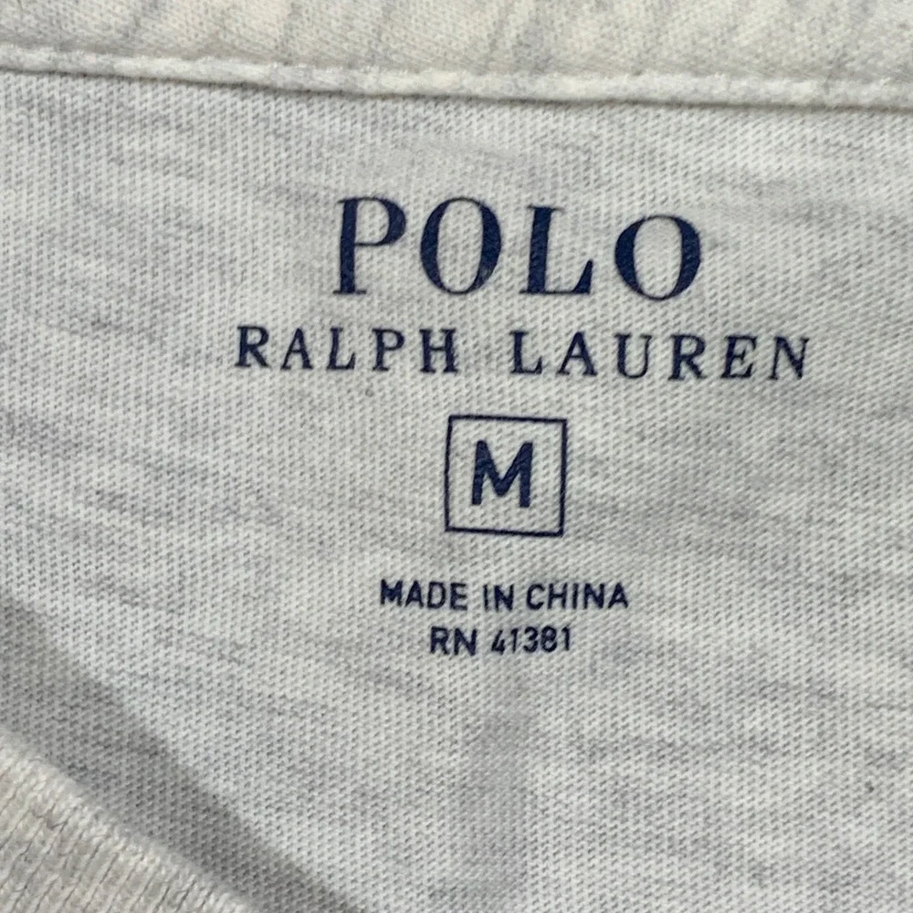 Polo Ralph Lauren T-Shirt Men Medium Gray Heather V-Neck Cotton Pony Logo Tee